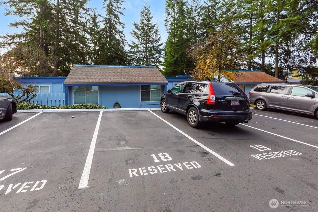 4300 NE Sunset Blvd Unit: D1