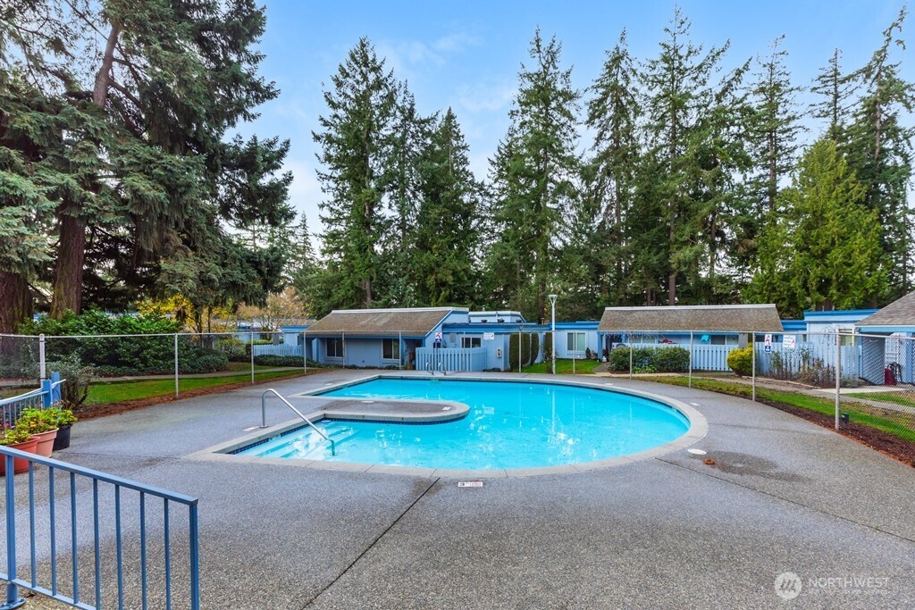 4300 NE Sunset Blvd Unit: D1