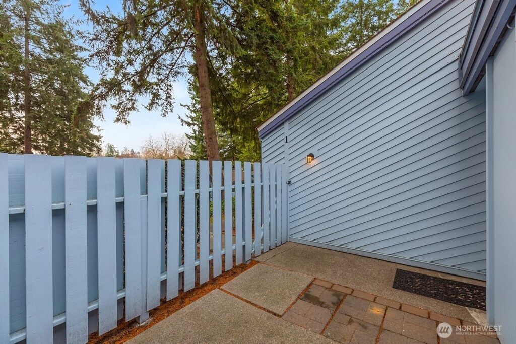 4300 NE Sunset Blvd Unit: D1