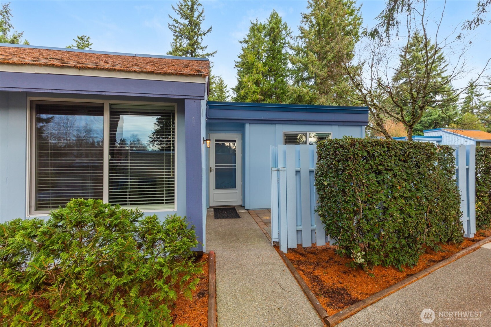 4300 NE Sunset Blvd Unit: D1