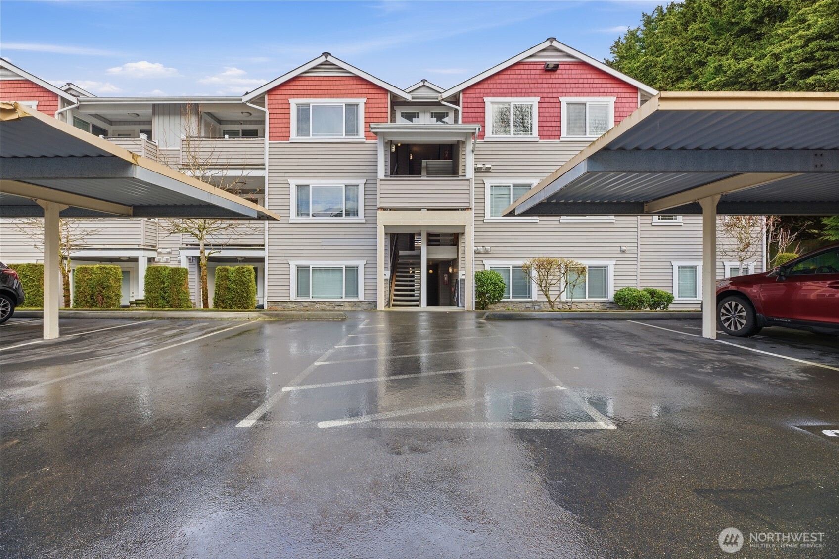 13503 97th Avenue E Unit: 201