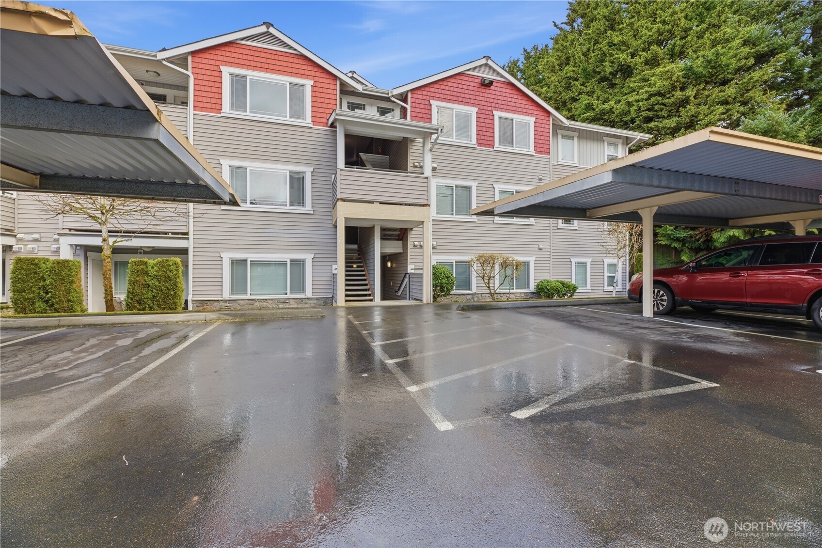13503 97th Avenue E Unit: 201