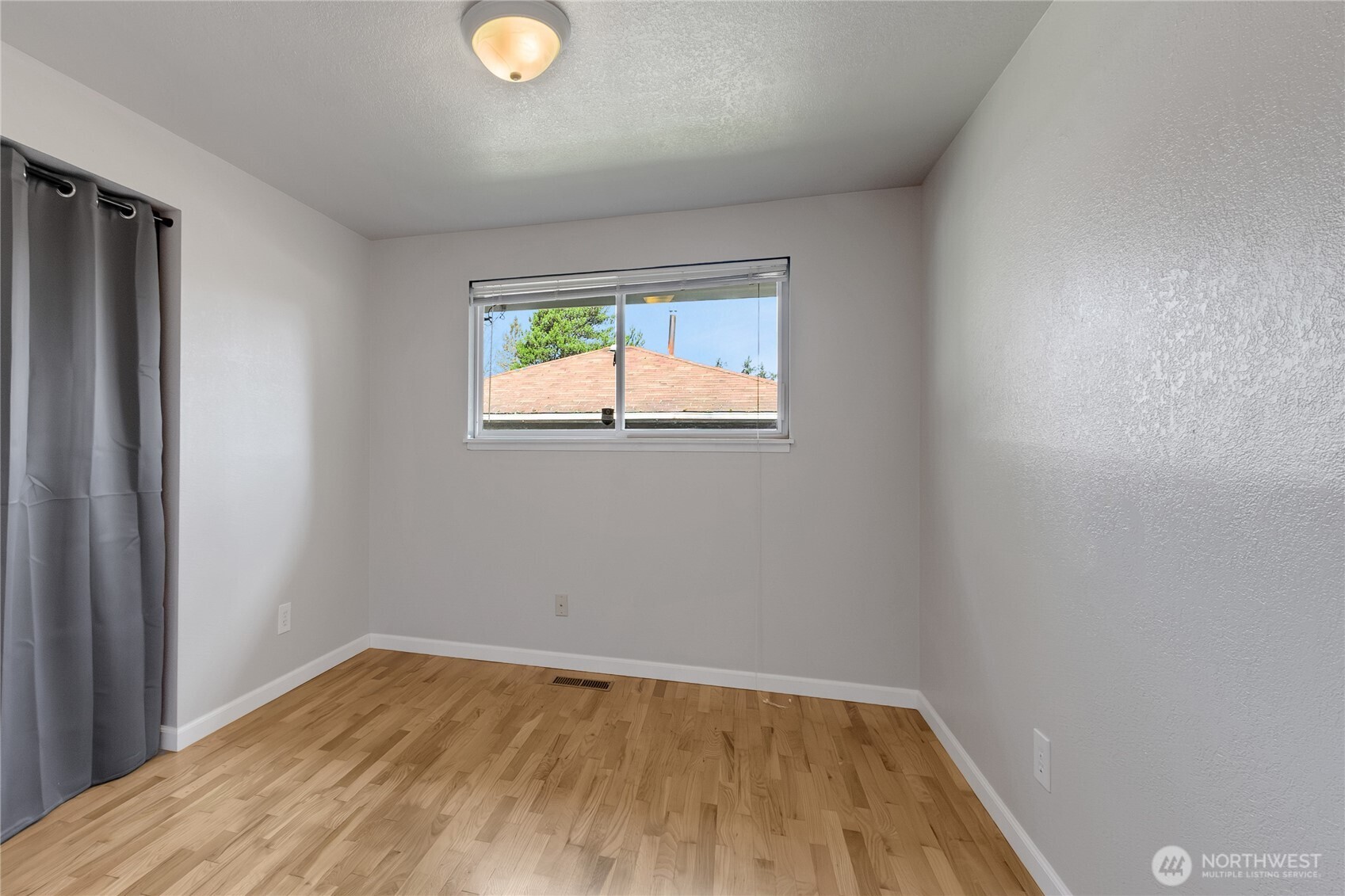 27030 14th Avenue S