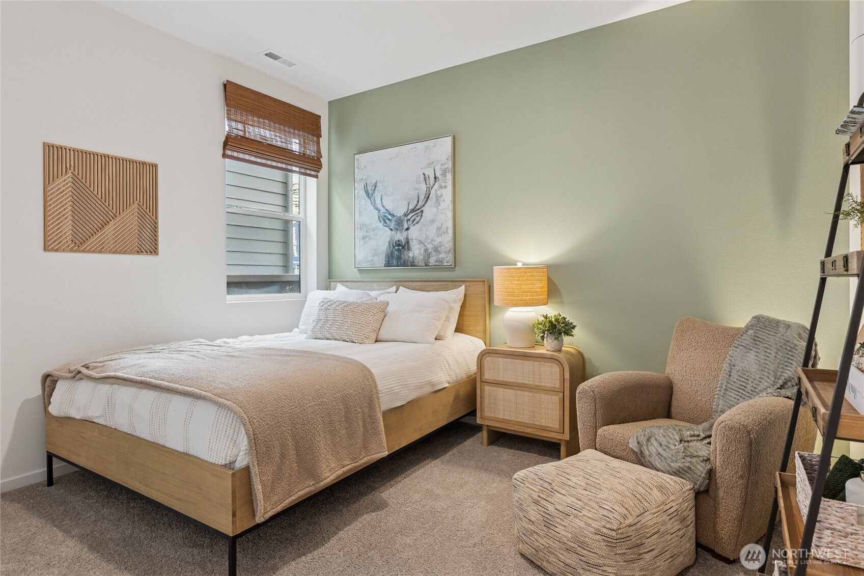 563 Hann Street Unit: 9