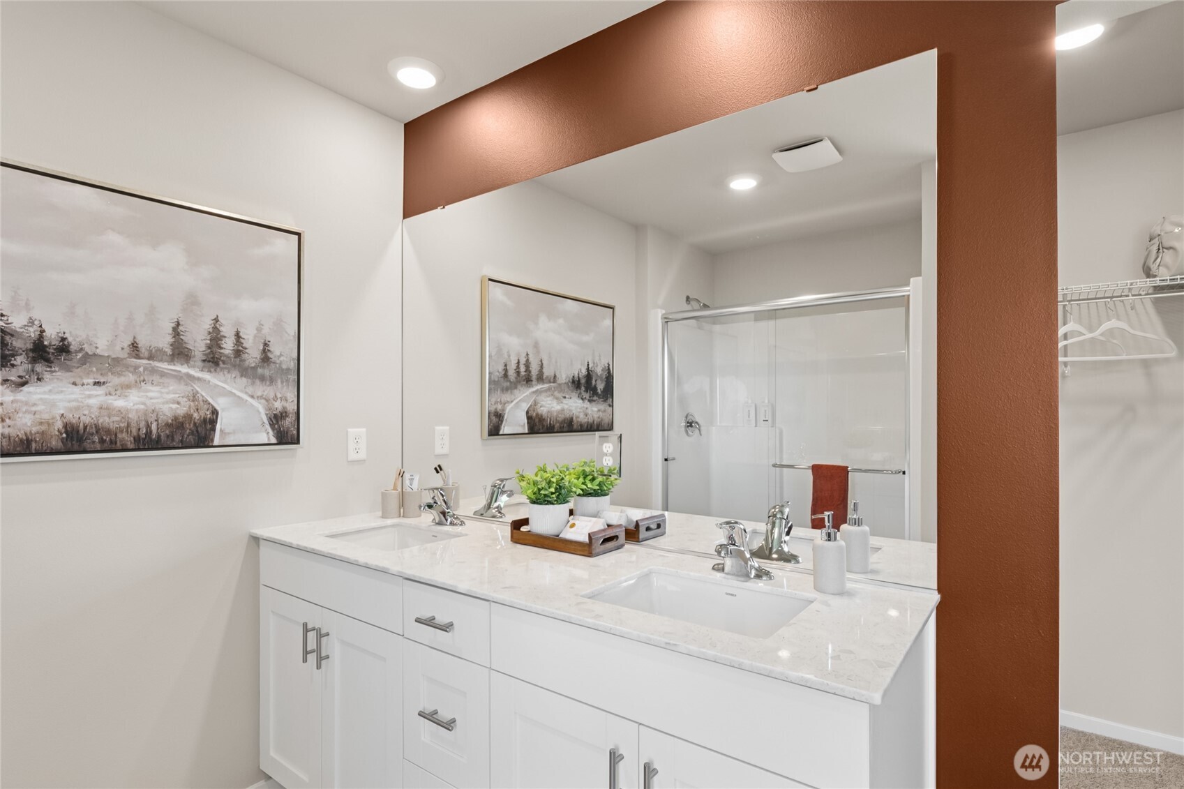 563 Hann Street Unit: 9