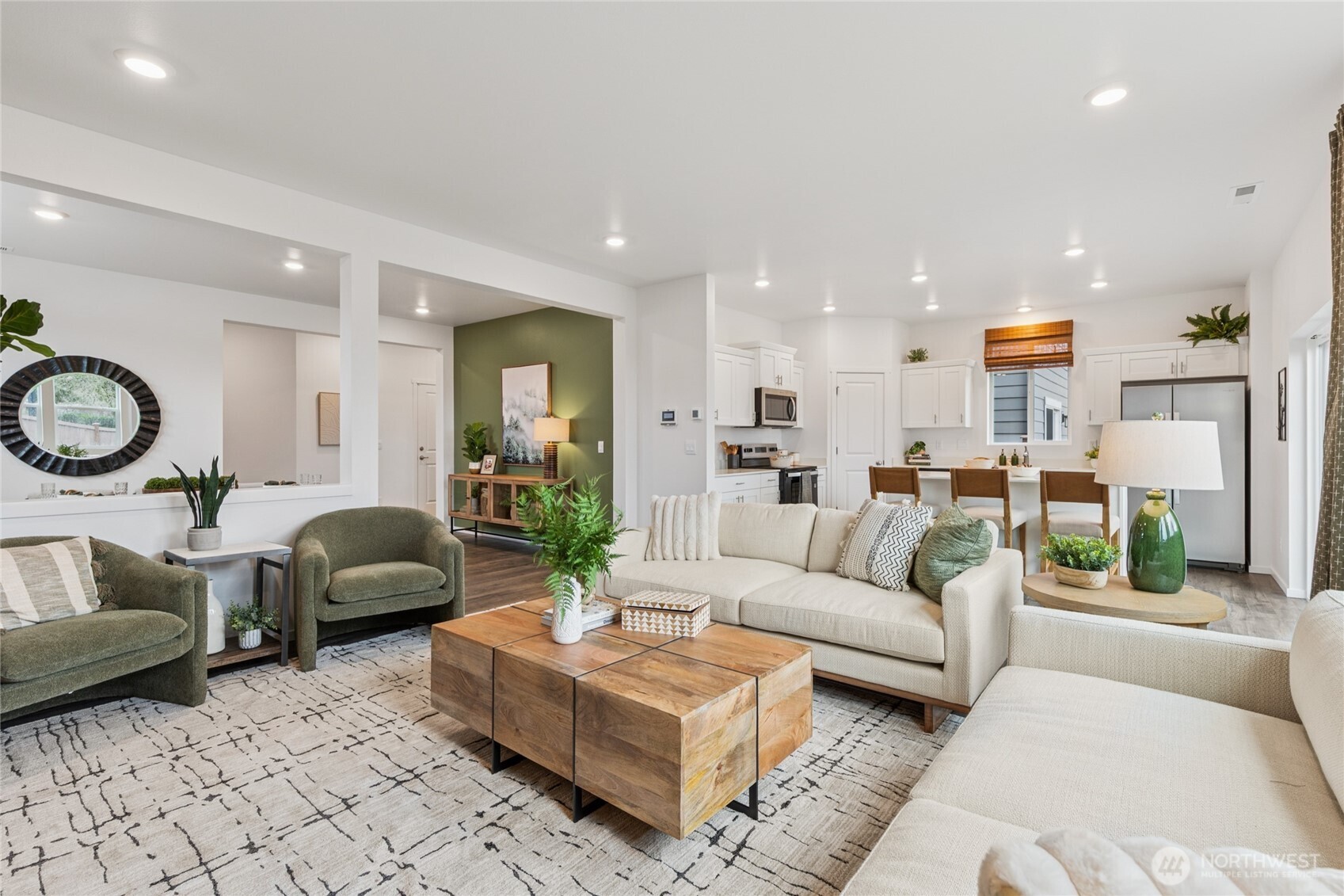 563 Hann Street Unit: 9