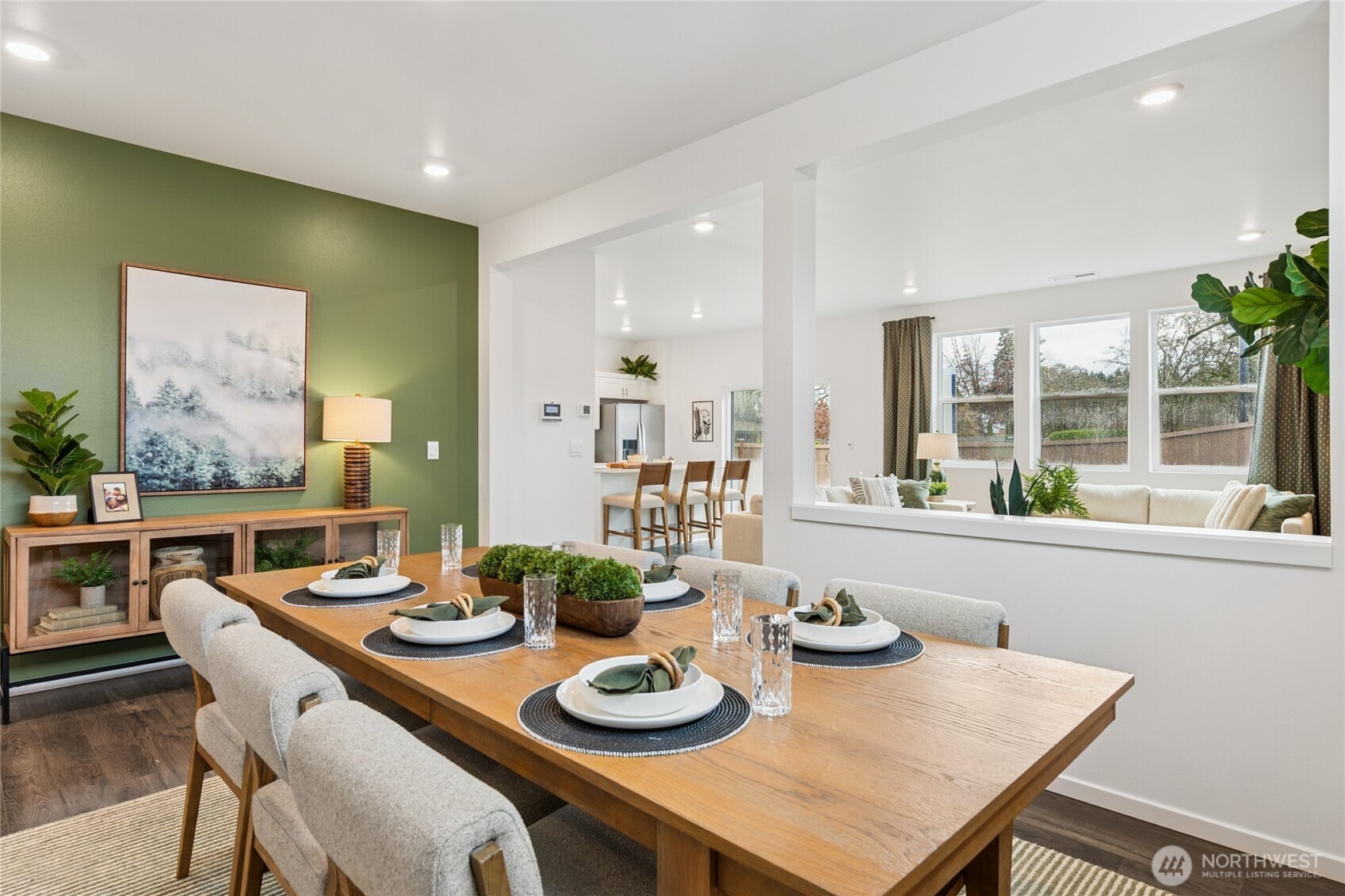 563 Hann Street Unit: 9