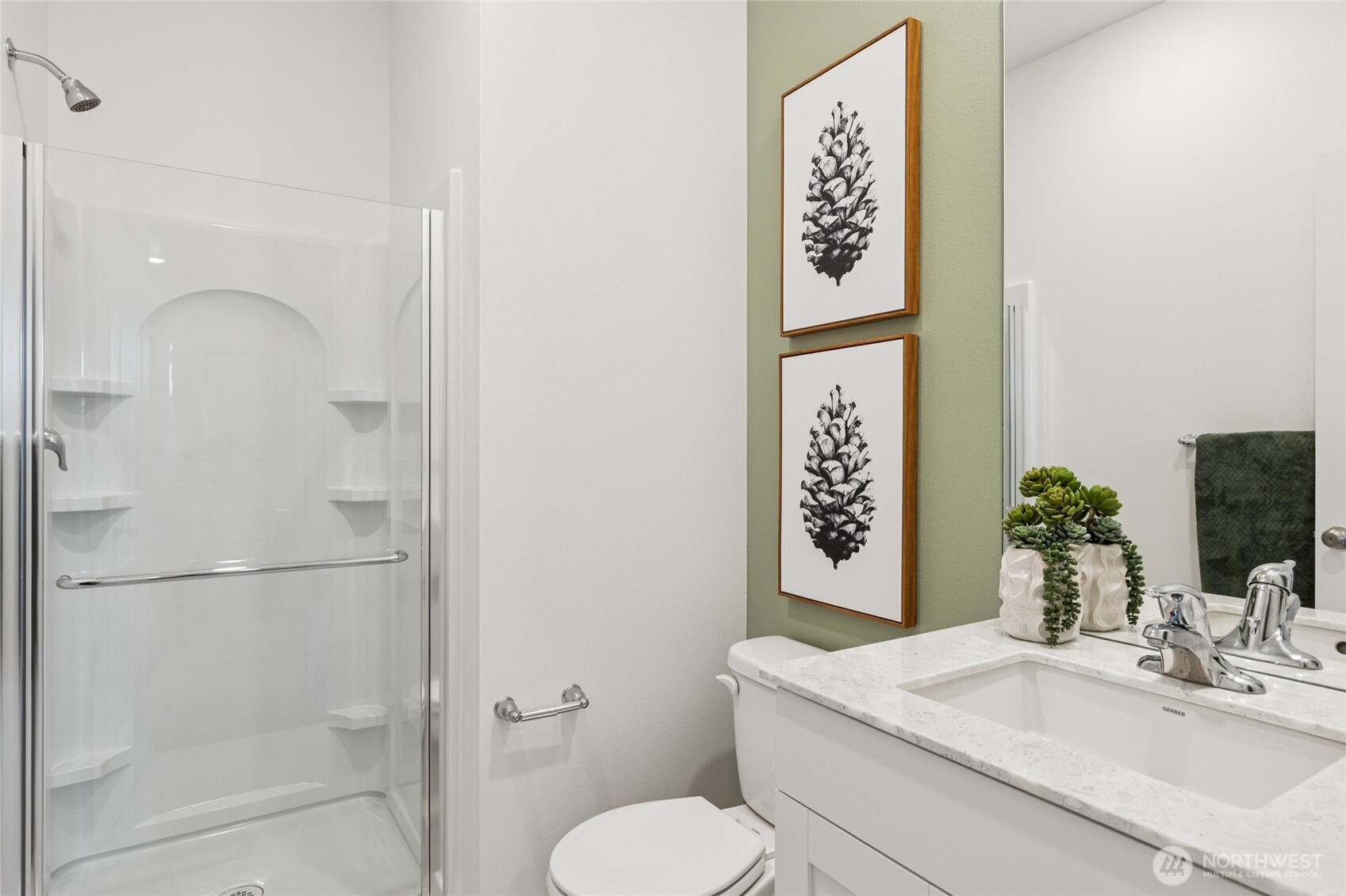 563 Hann Street Unit: 9
