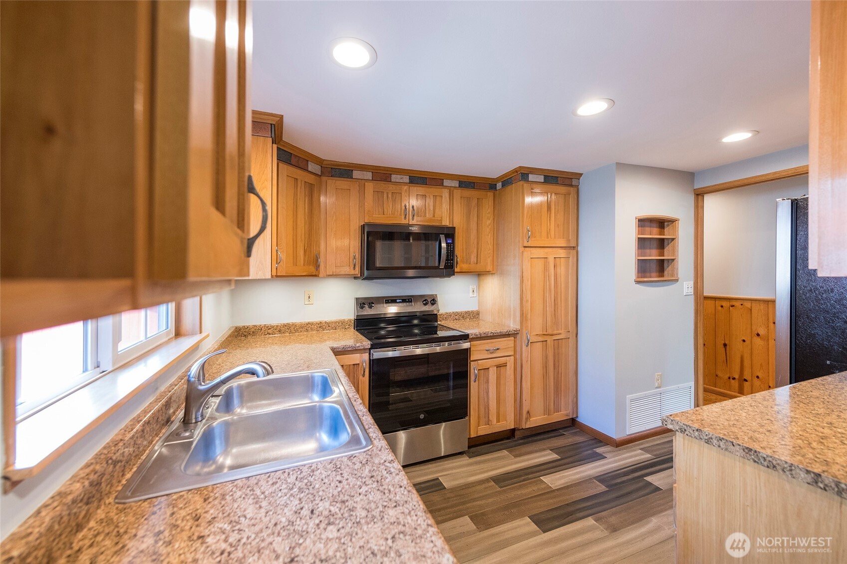 3728 S 175th Street