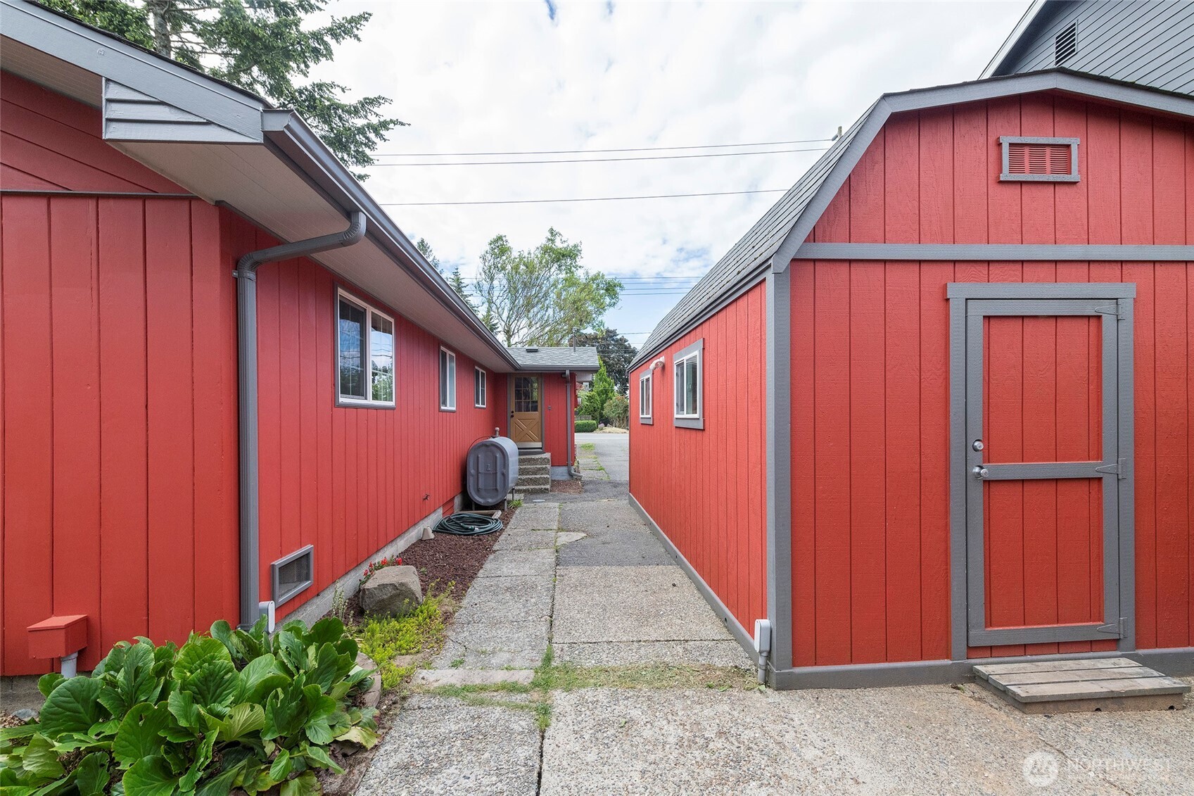 3728 S 175th Street