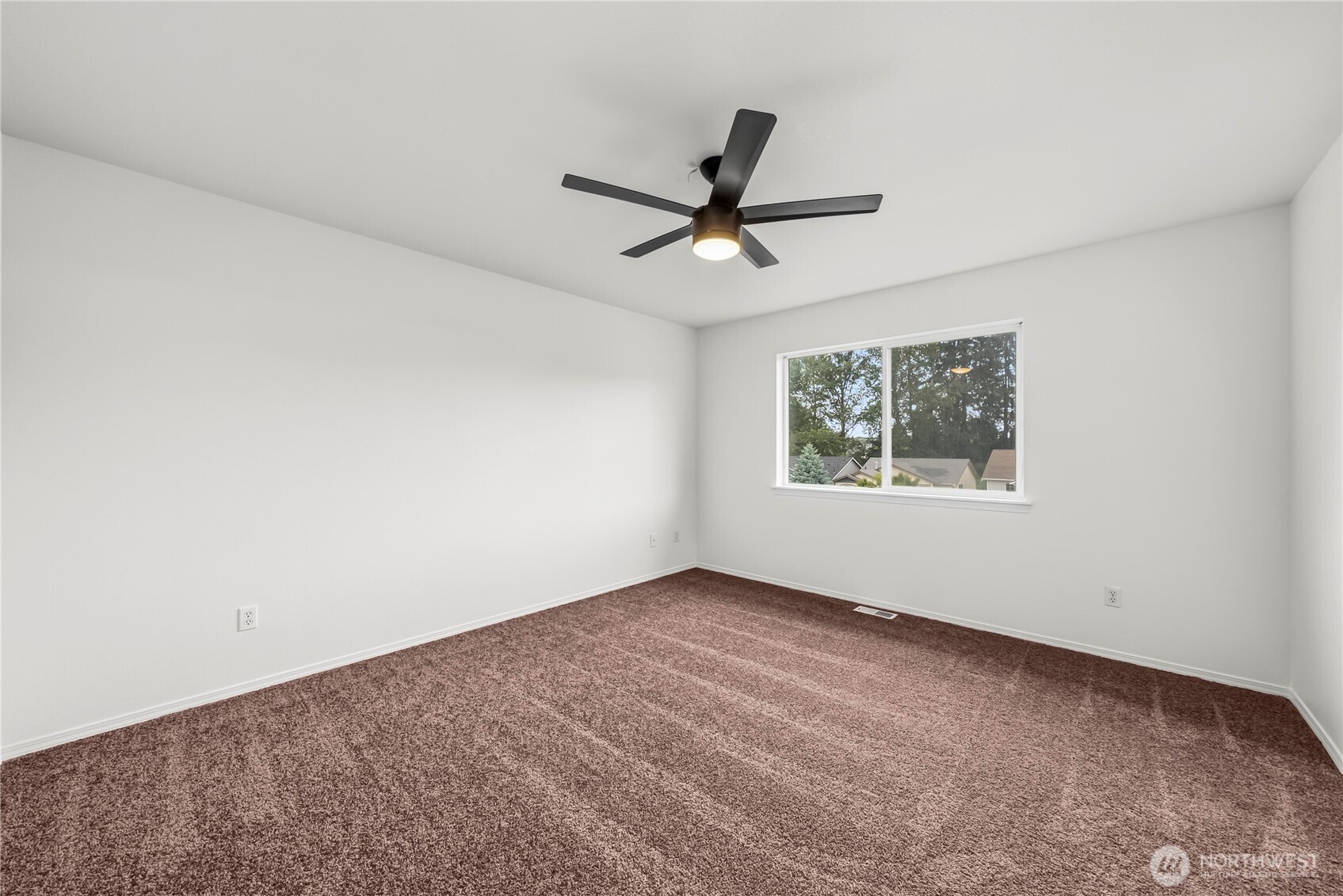 1417 196th Street Ct E