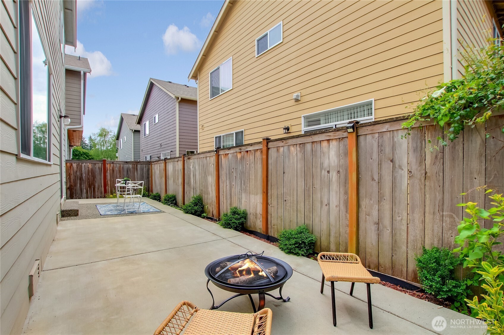 20912 2nd Avenue W