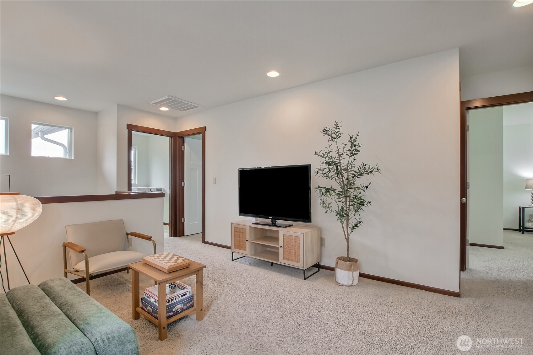 20912 2nd Avenue W
