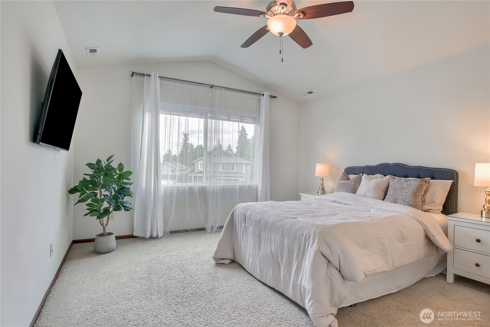20912 2nd Avenue W