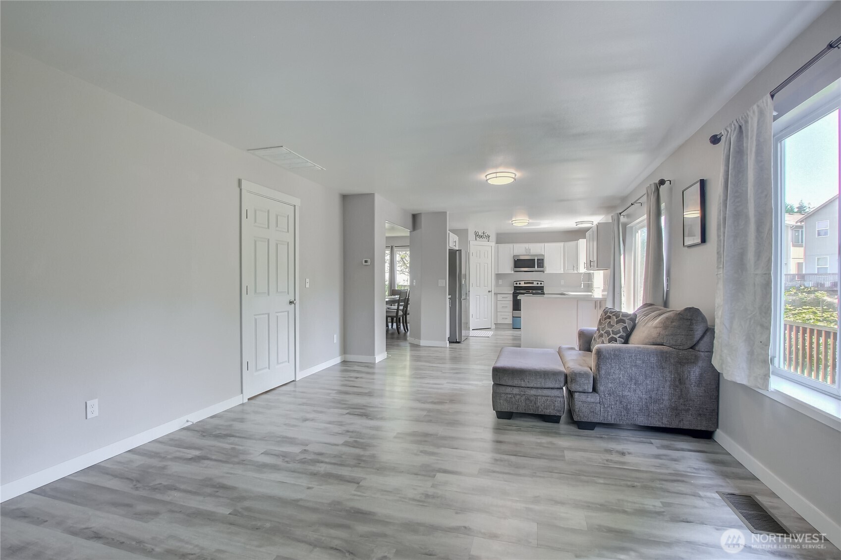 8824 161st Street Ct E