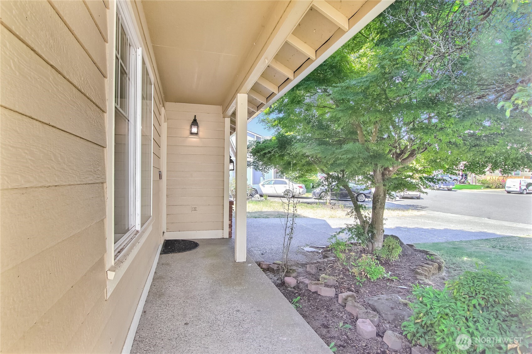 8824 161st Street Ct E