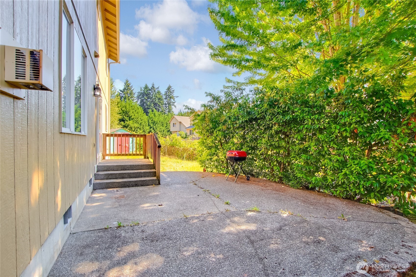 8824 161st Street Ct E