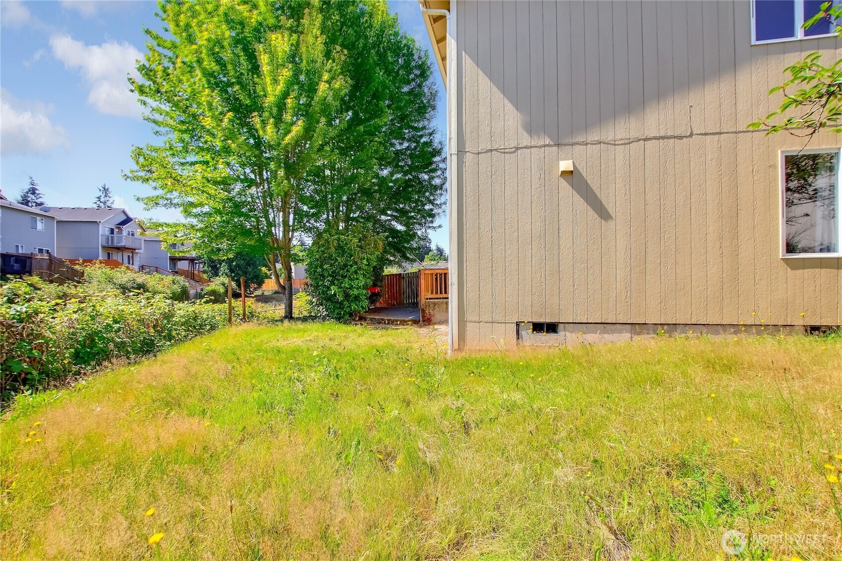 8824 161st Street Ct E