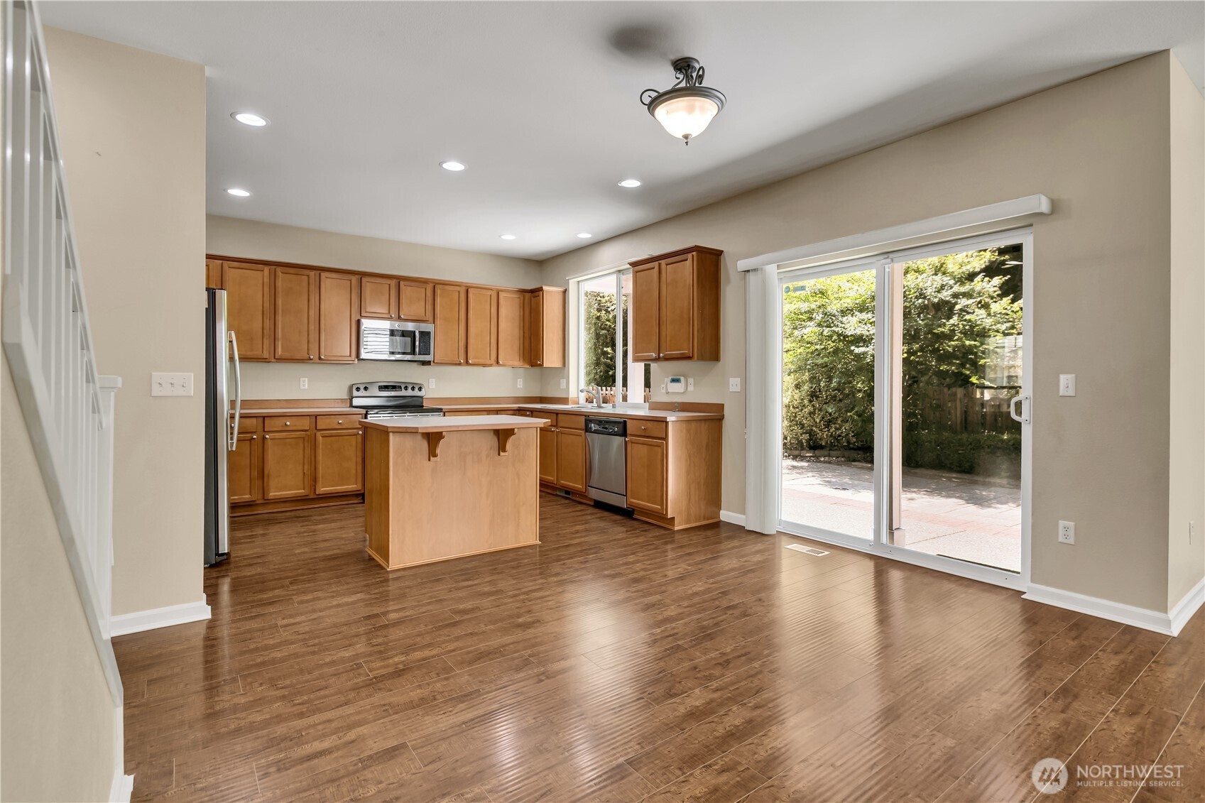 21431 46th Avenue S