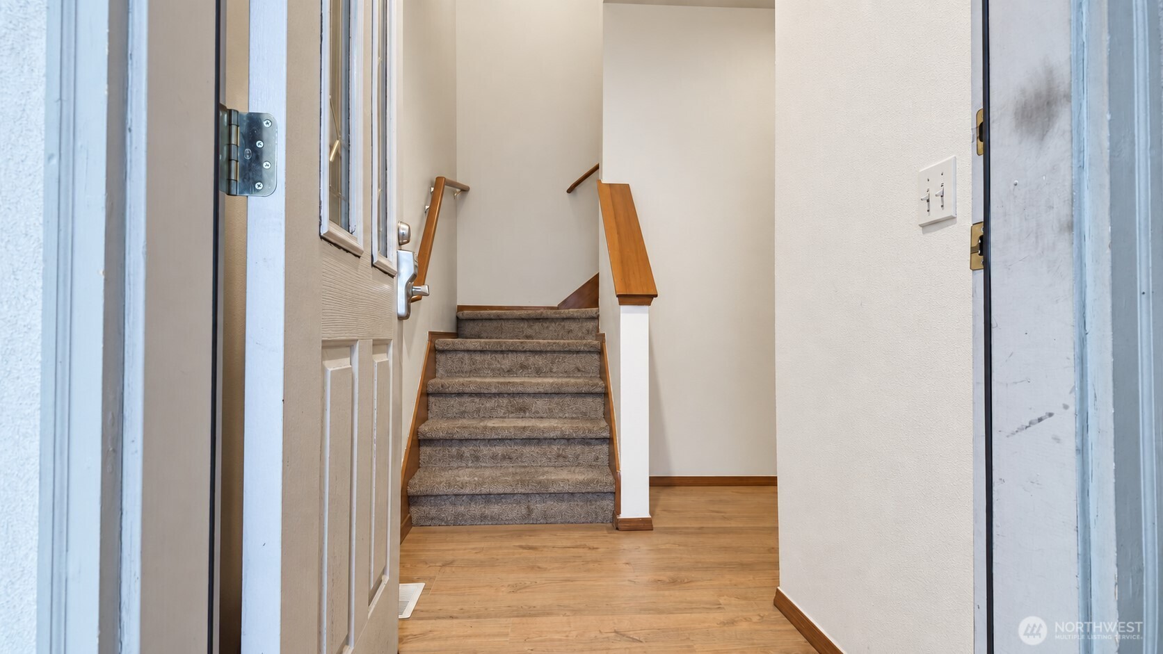 418 17th Street SE Unit: 3A