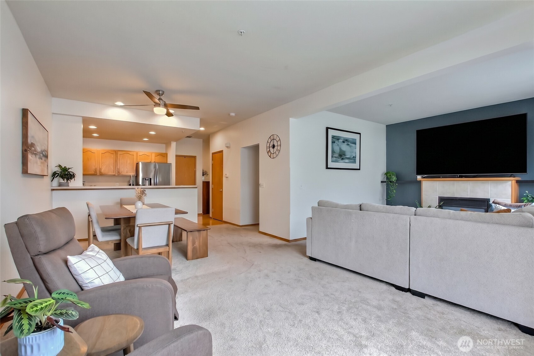418 17th Street SE Unit: 3A