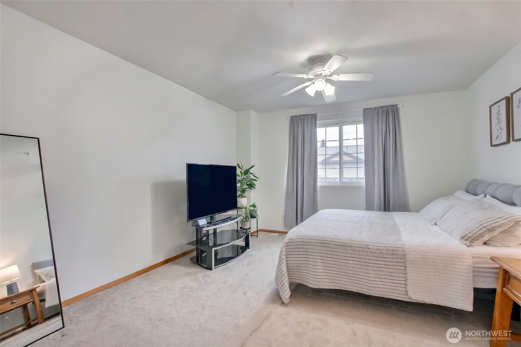 418 17th Street SE Unit: 3A