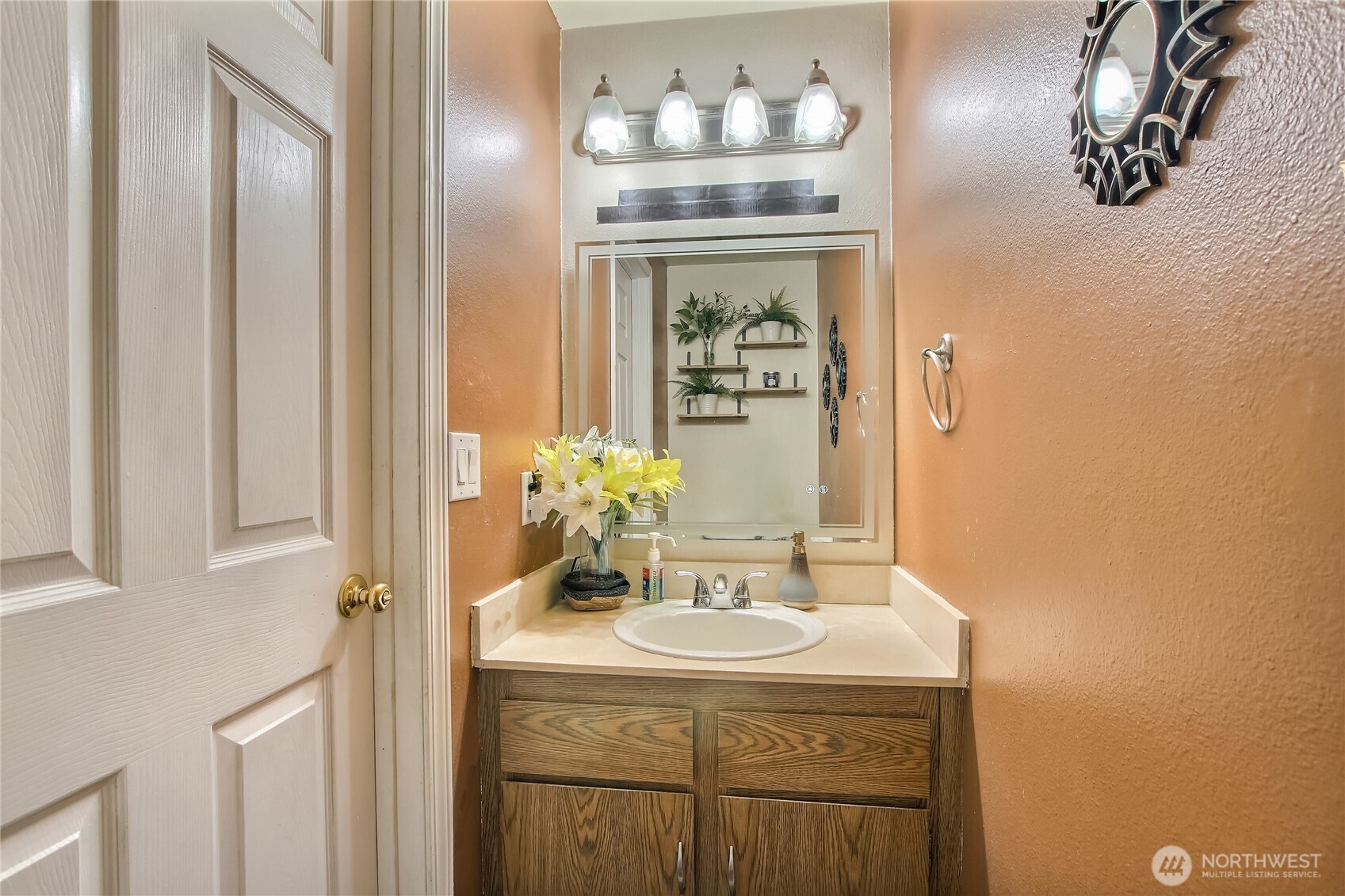 1313 W James Street Unit: 2