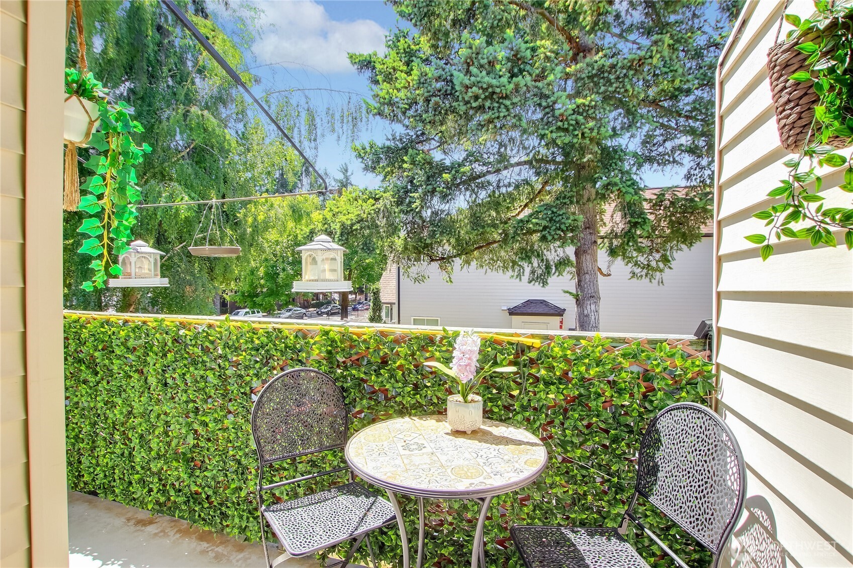 1313 W James Street Unit: 2