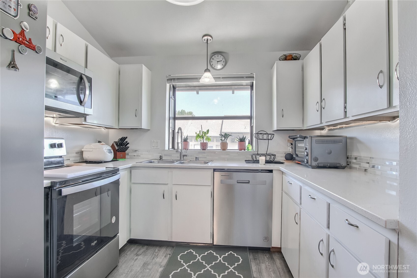1313 W James Street Unit: 2