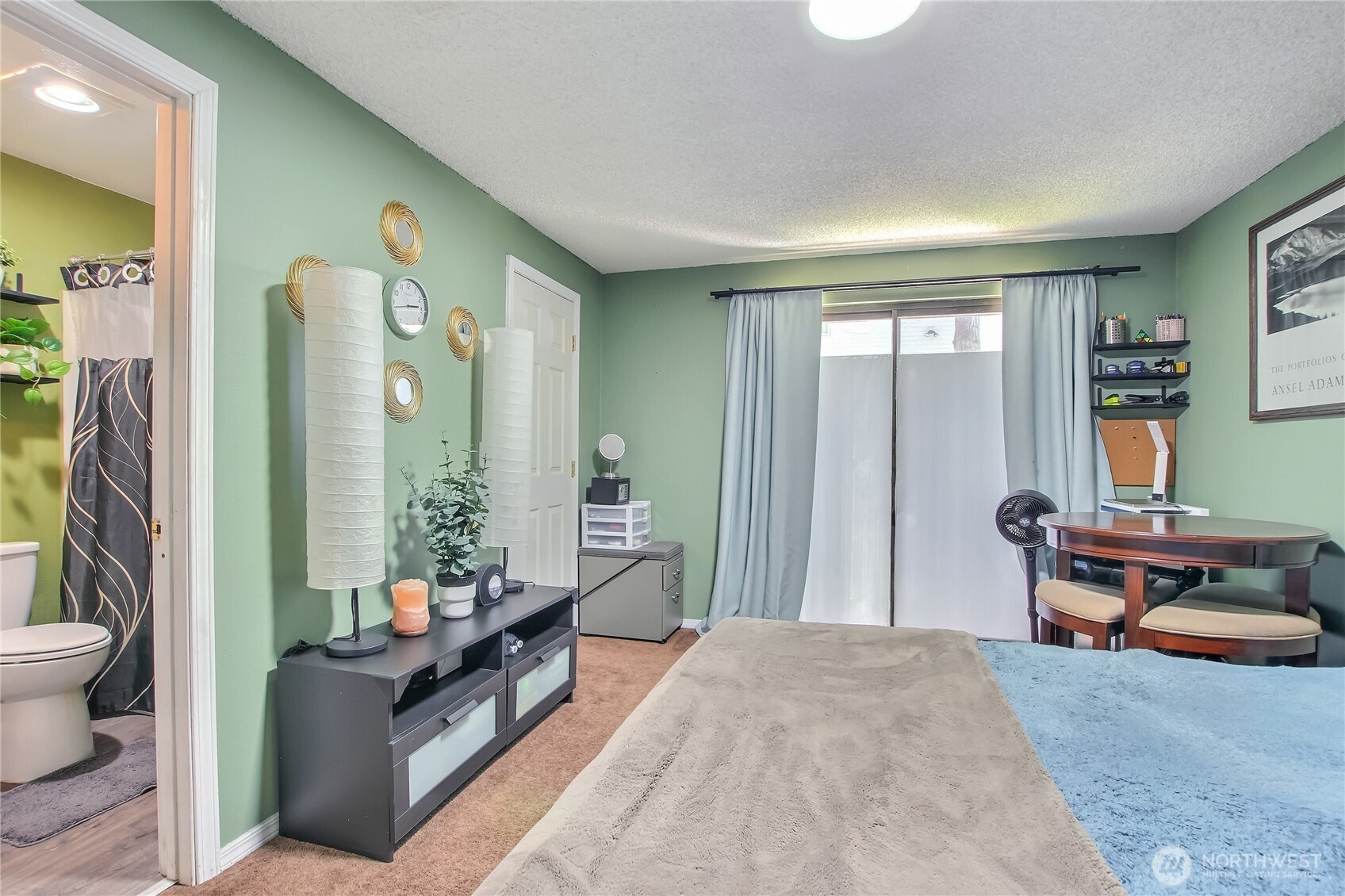 1313 W James Street Unit: 2