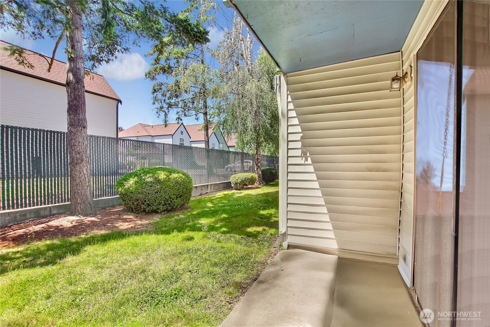 1313 W James Street Unit: 2