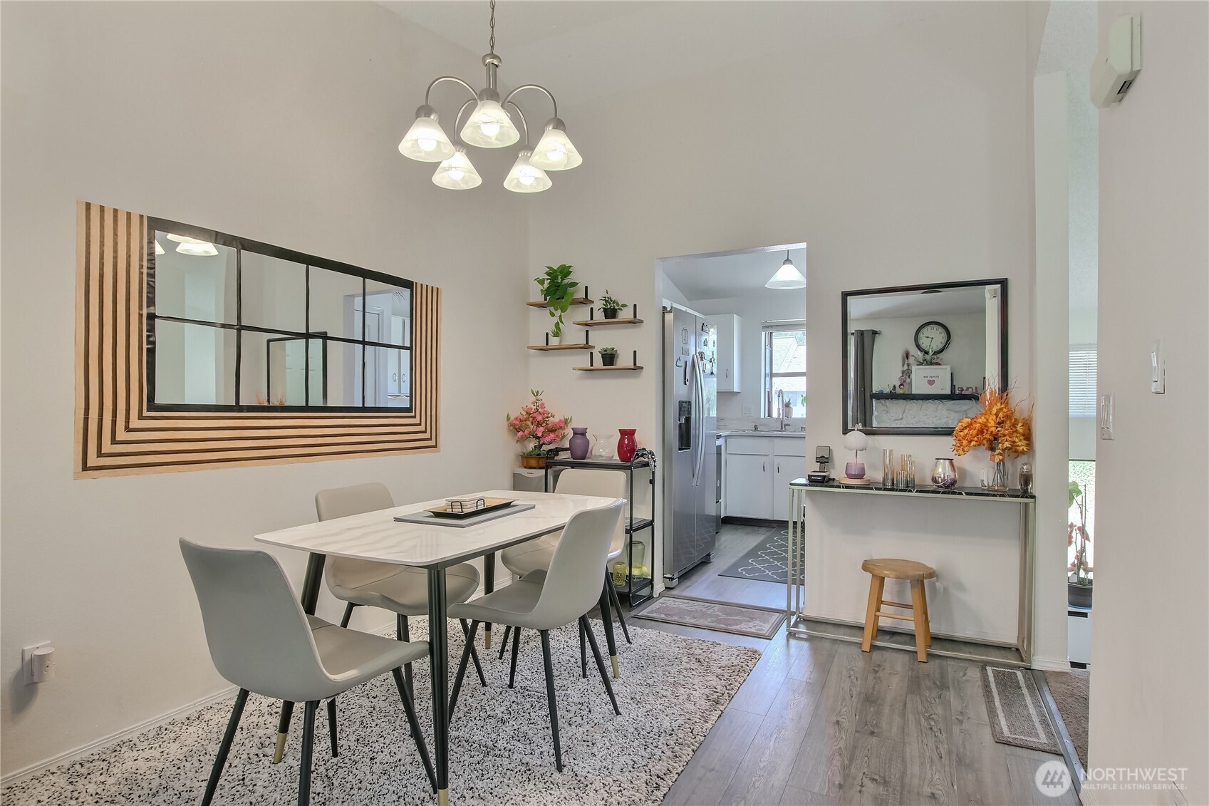 1313 W James Street Unit: 2