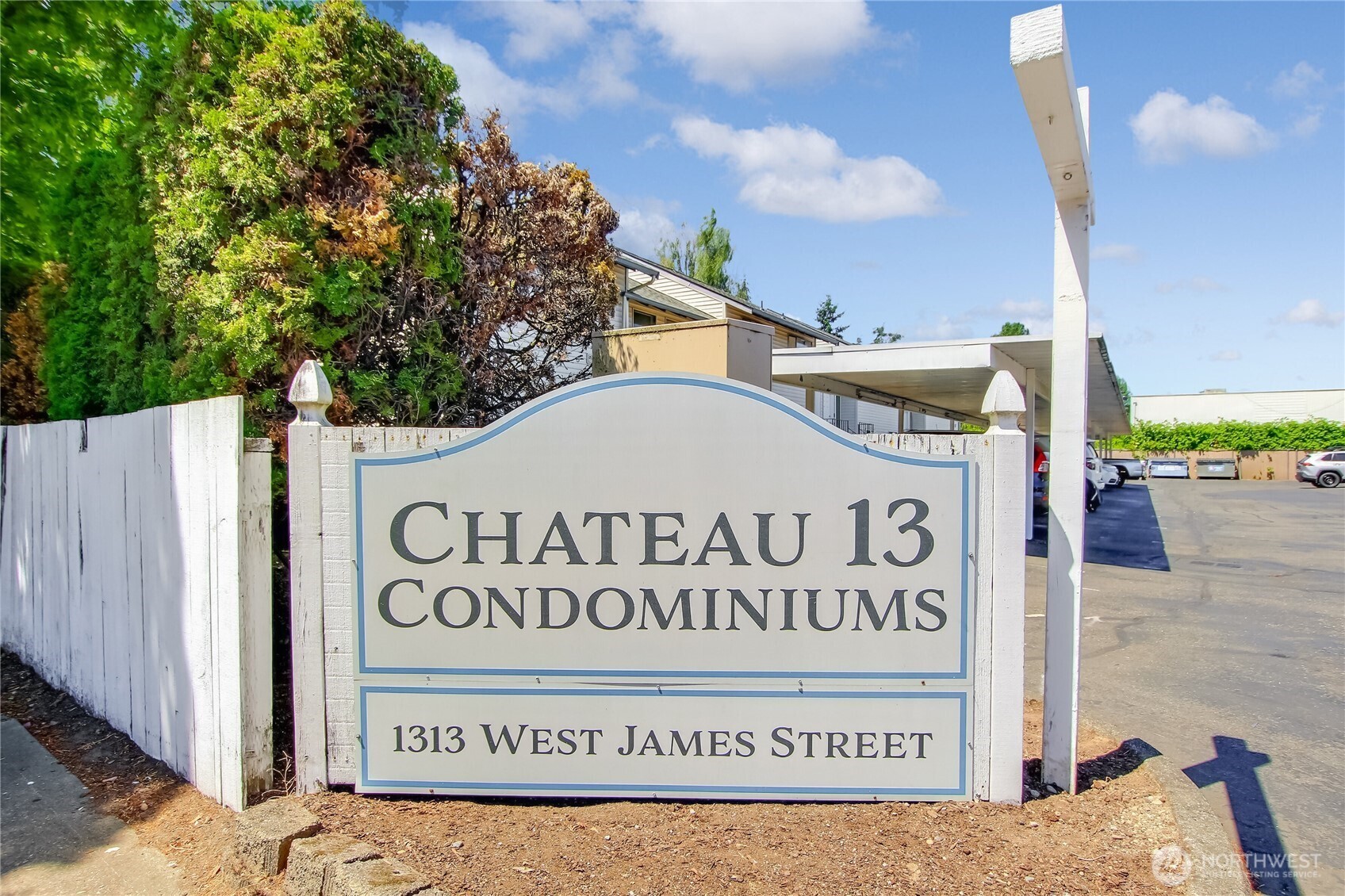 1313 W James Street Unit: 2