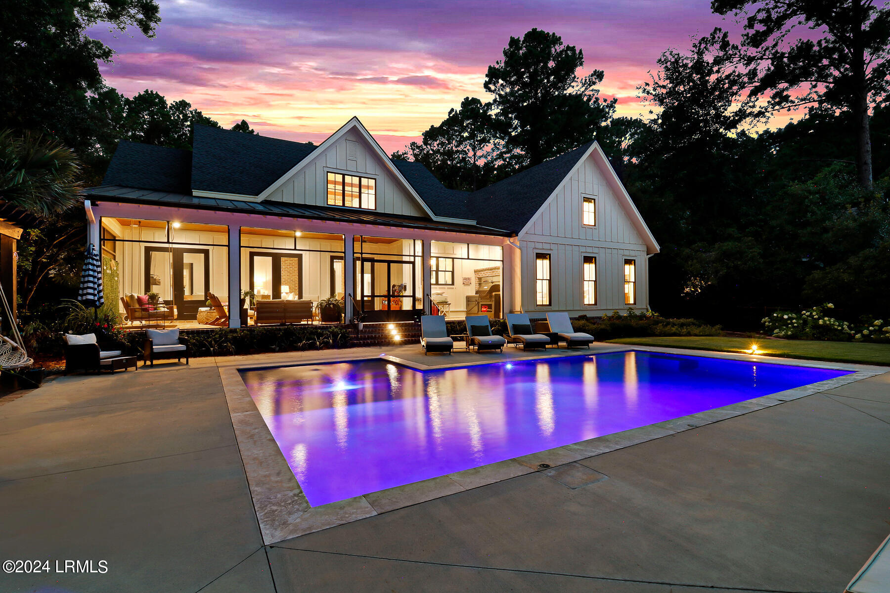 16 Lancaster Boulevard