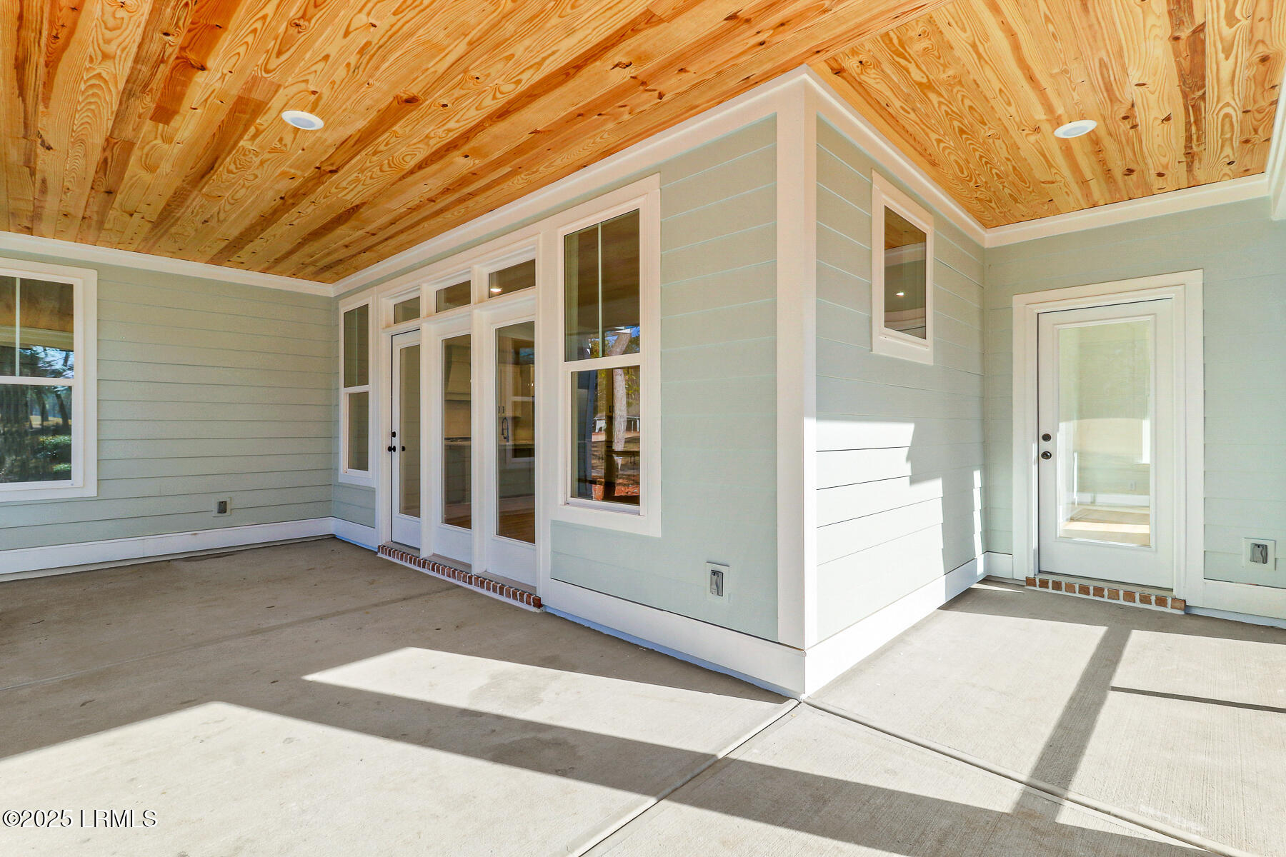 30 Fairway Drive