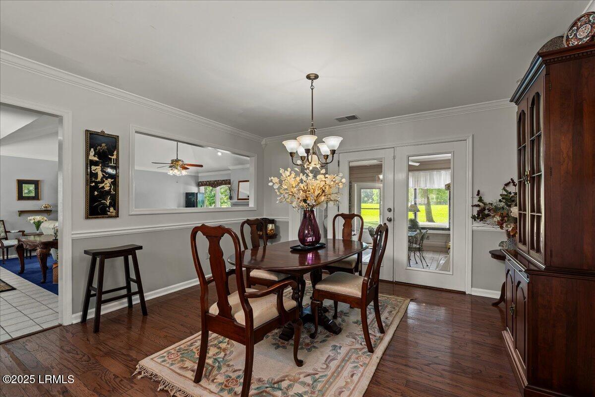 69 White Oaks Circle, Bluffton