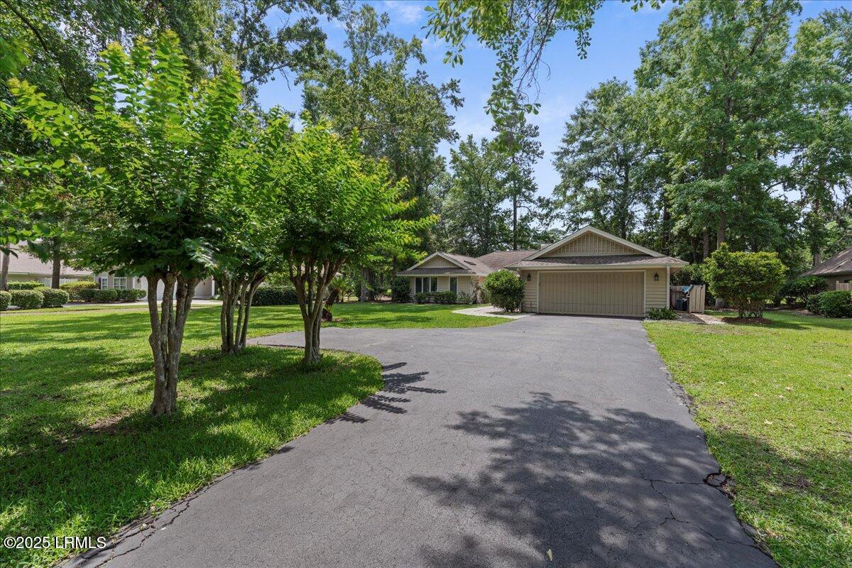 69 White Oaks Circle, Bluffton