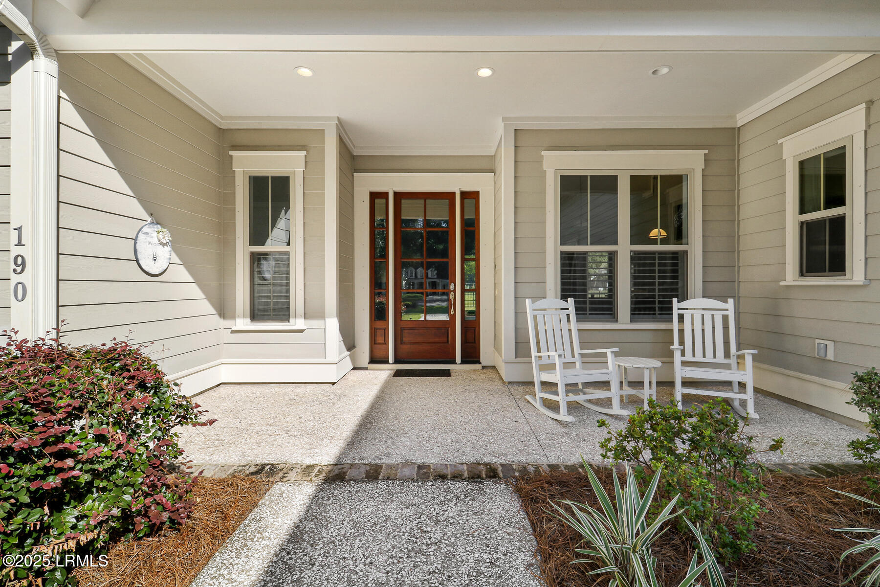 190 Whiteoaks Circle