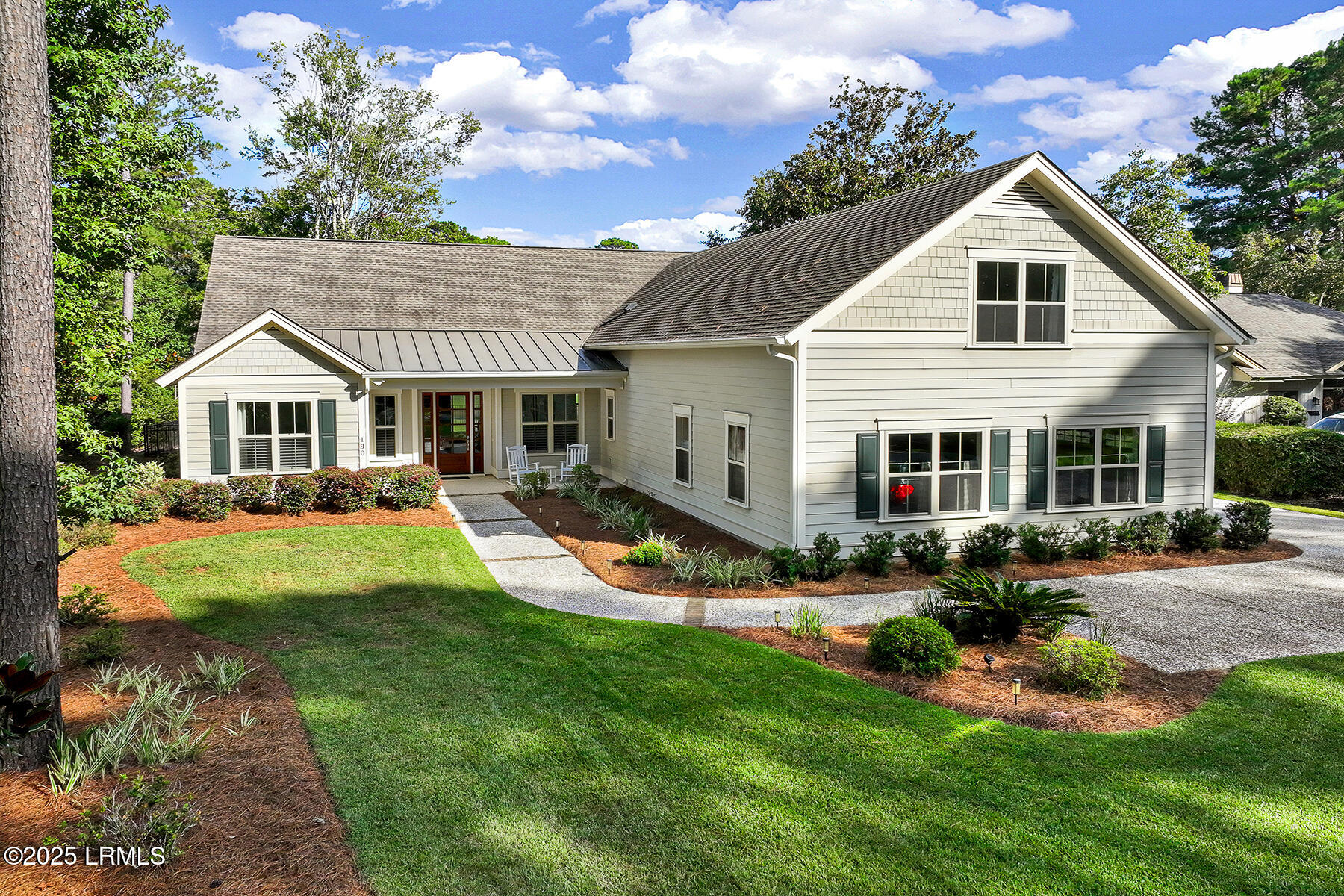 190 Whiteoaks Circle