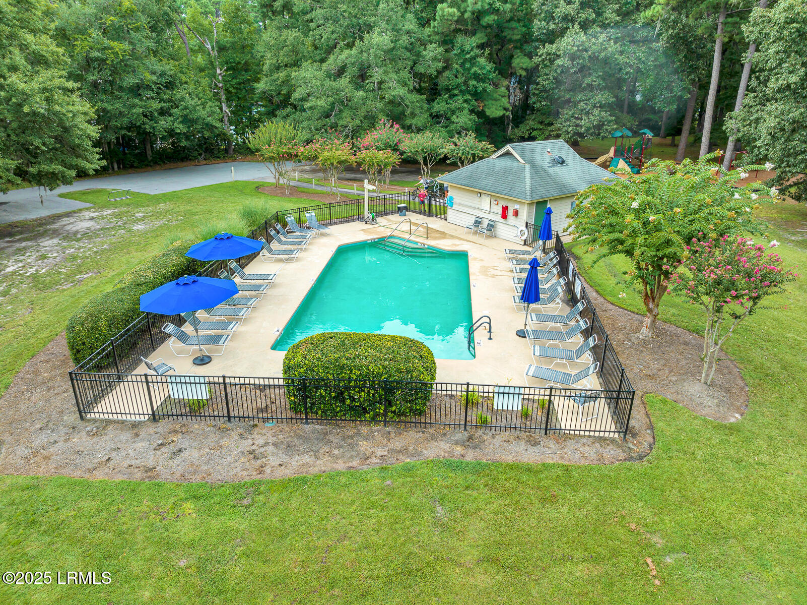 190 Whiteoaks Circle