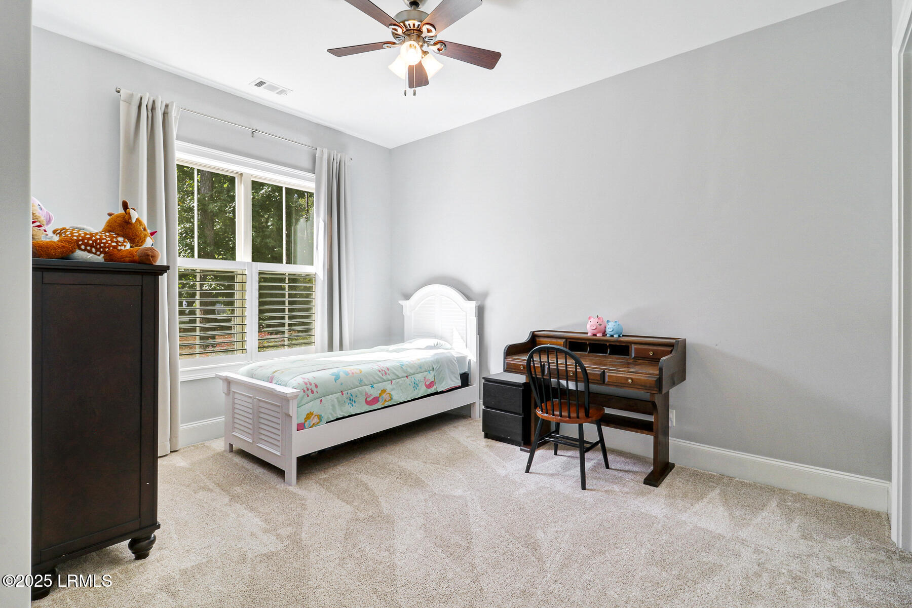 190 Whiteoaks Circle
