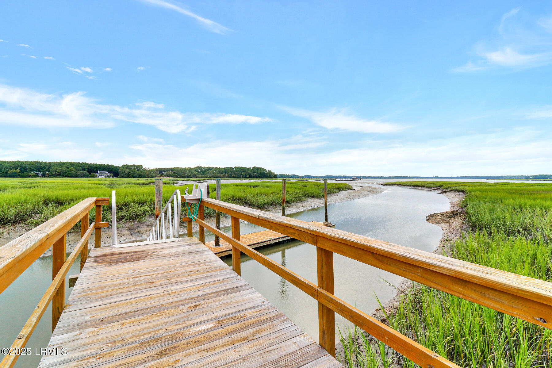 190 Whiteoaks Circle