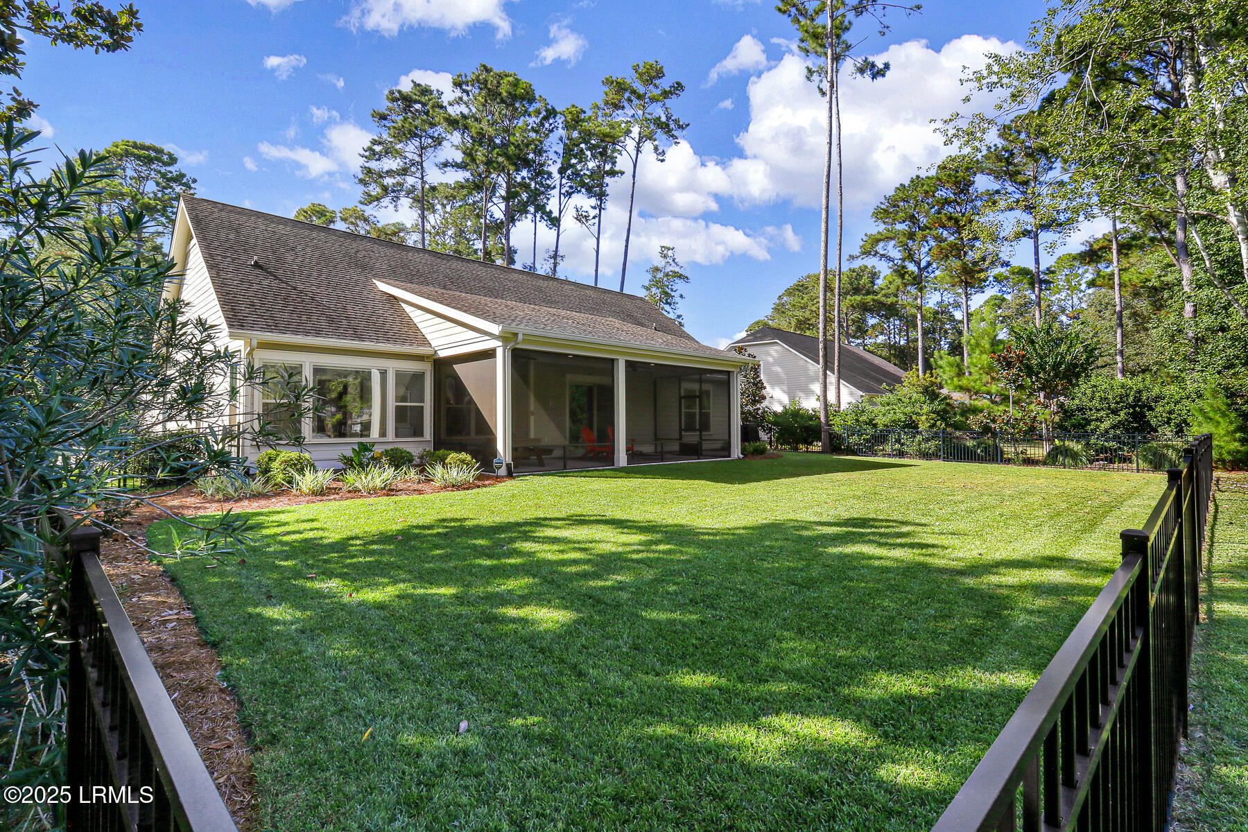 190 Whiteoaks Circle
