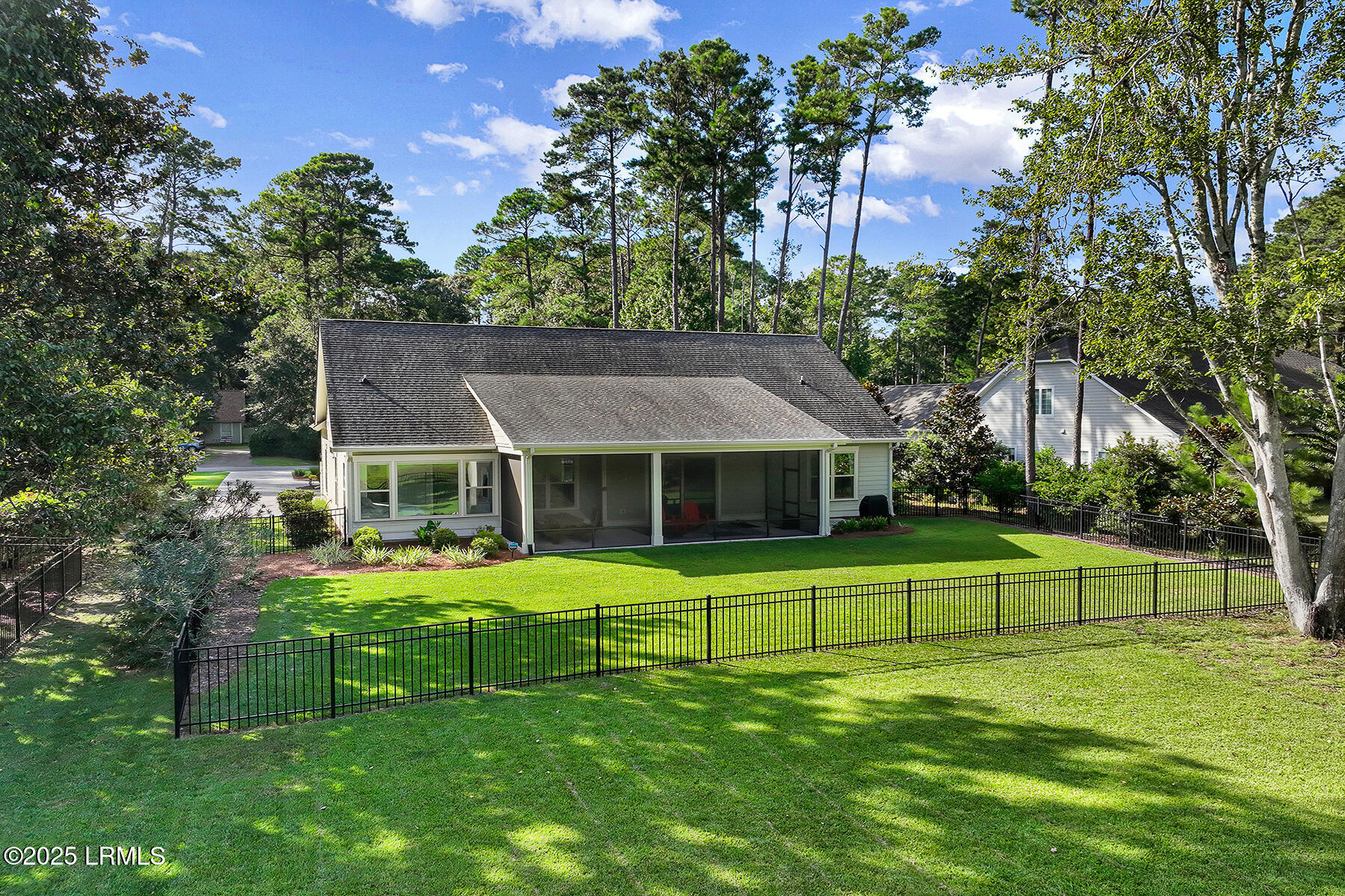 190 Whiteoaks Circle
