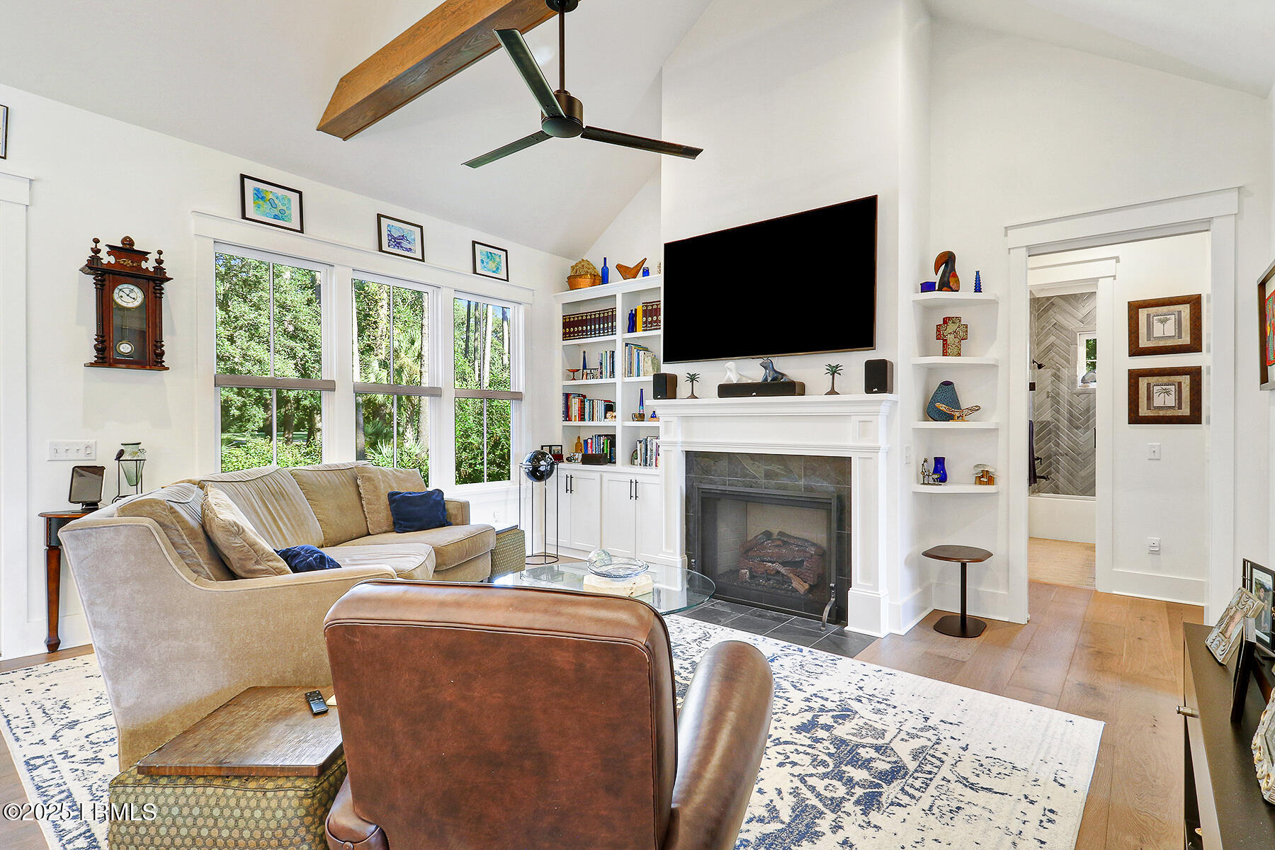 61 Winding Oak Drive