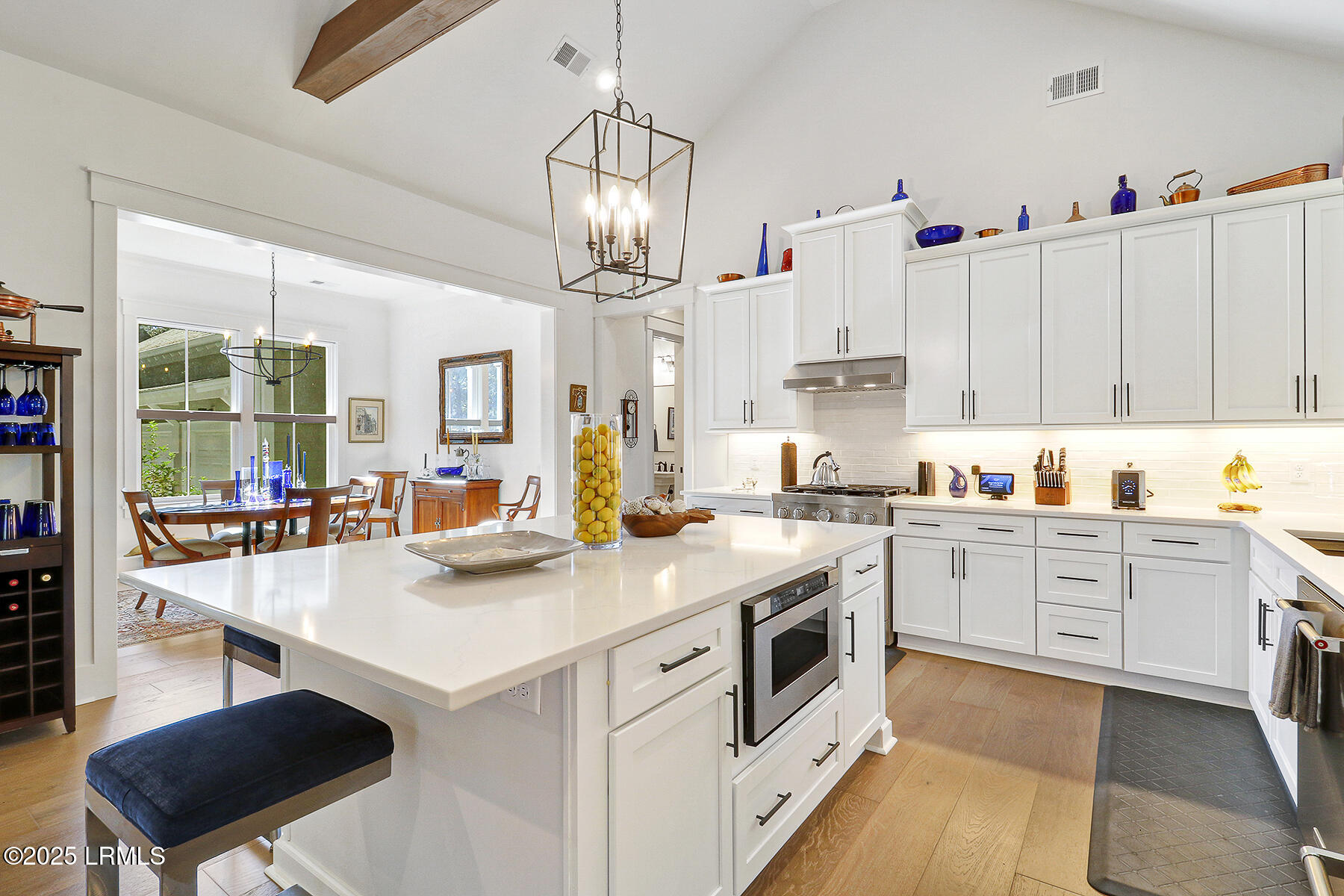 61 Winding Oak Drive