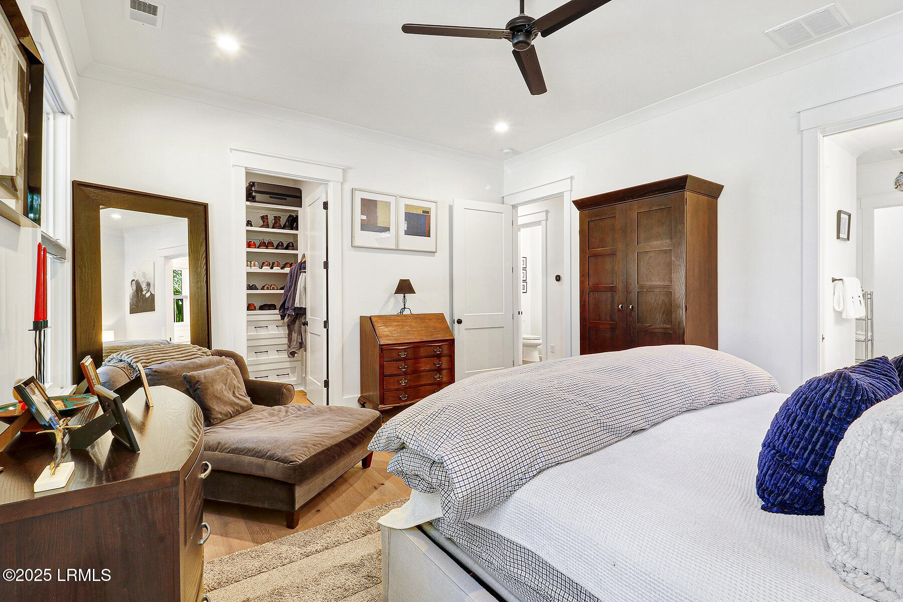 61 Winding Oak Drive