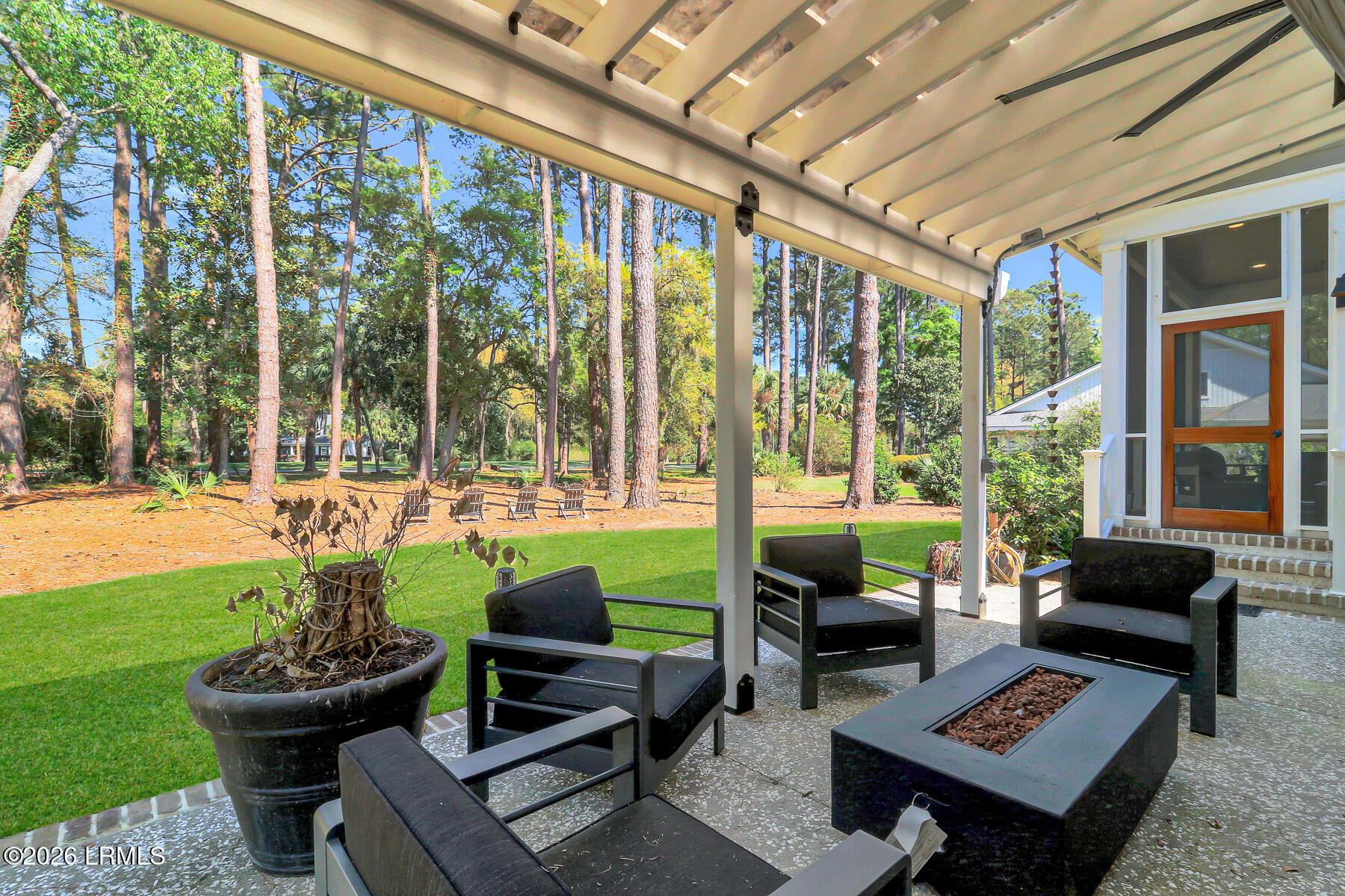 61 Winding Oak Drive