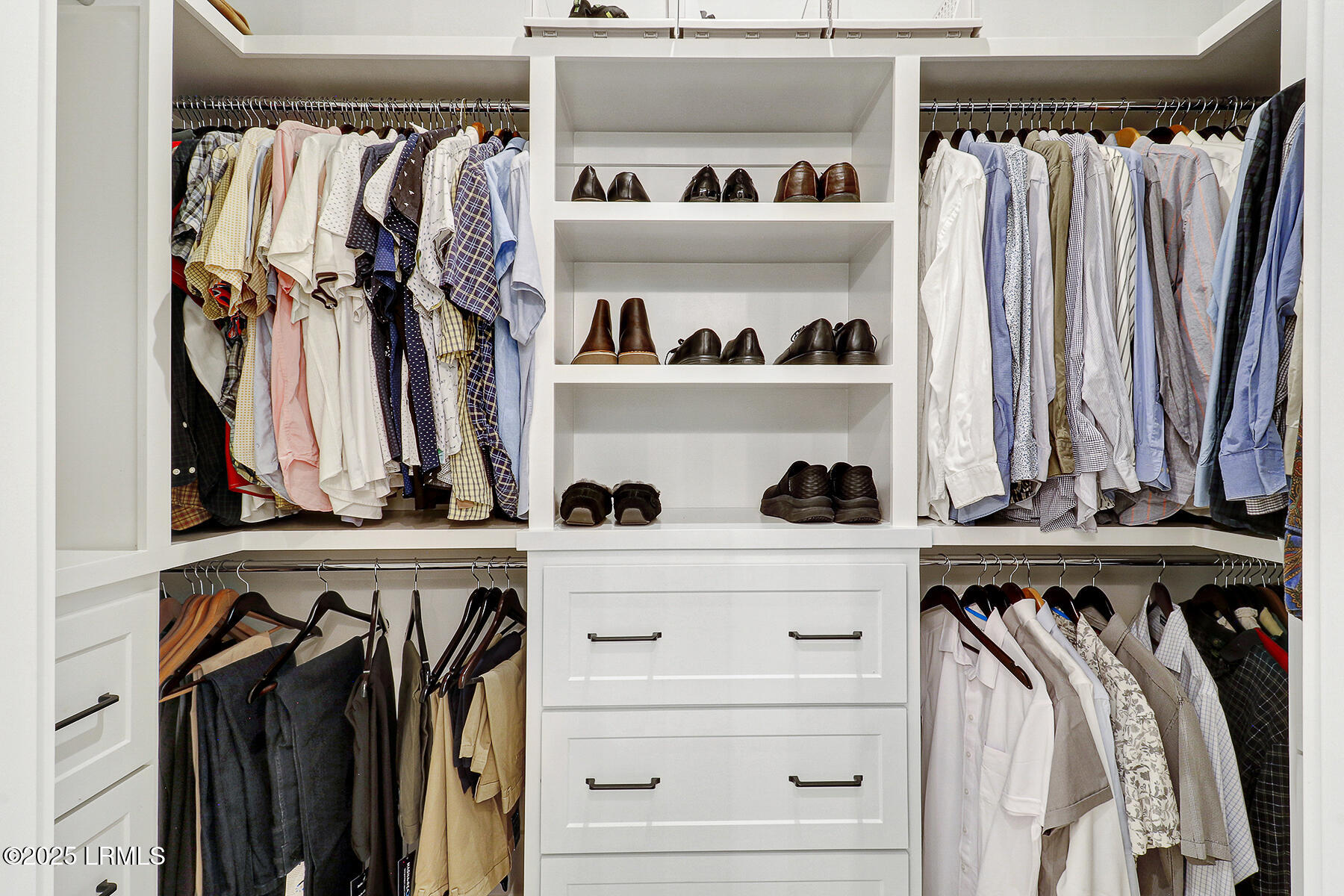 61 Winding Oak Drive