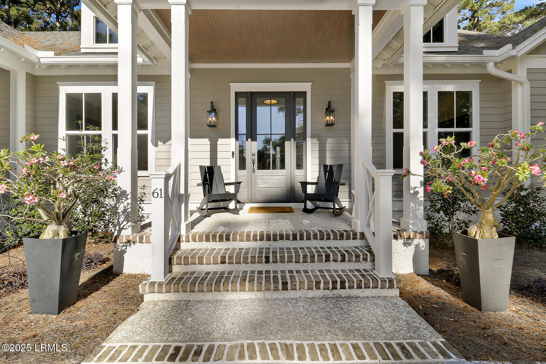 61 Winding Oak Drive